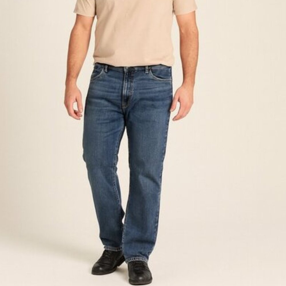 Wrangler Premium Quality Men’s Slim Straight Jeans Medium Wash 40x30